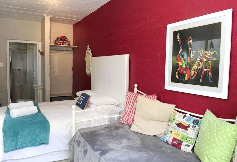 Oliveroom Self Catering And B&b