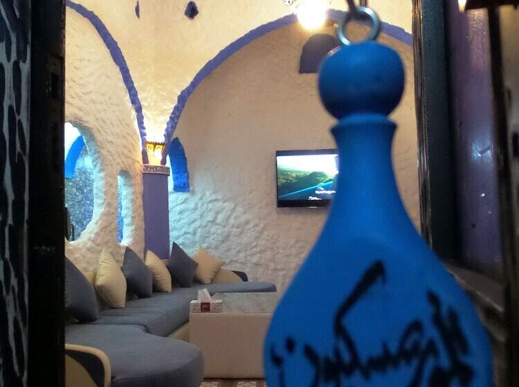 膳宿费 Riad Antek