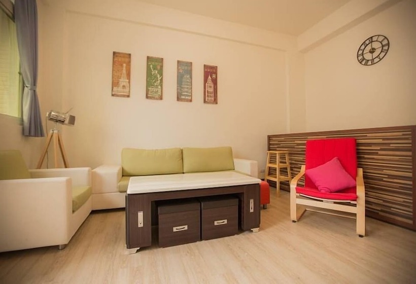 پانسیون Wind Travel