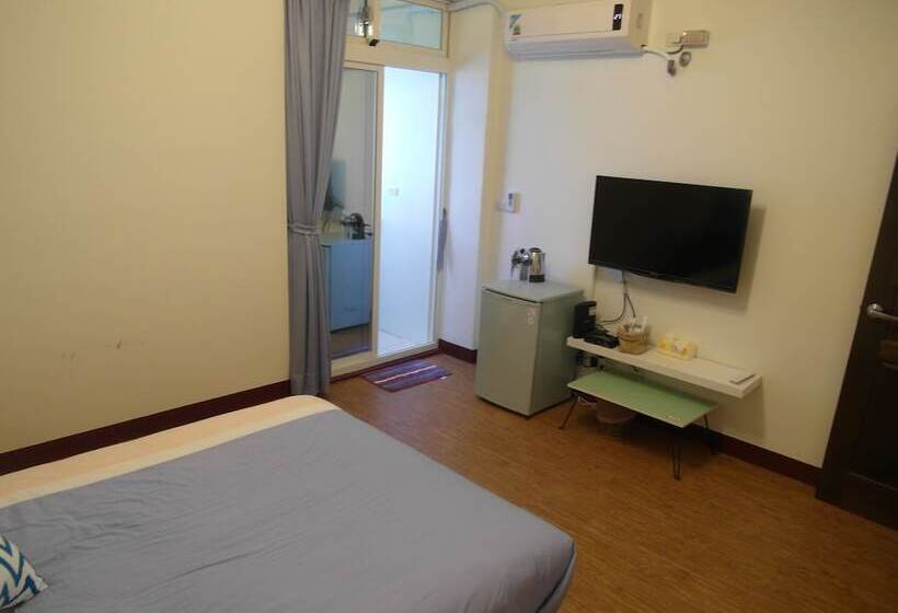 پانسیون Wind Travel