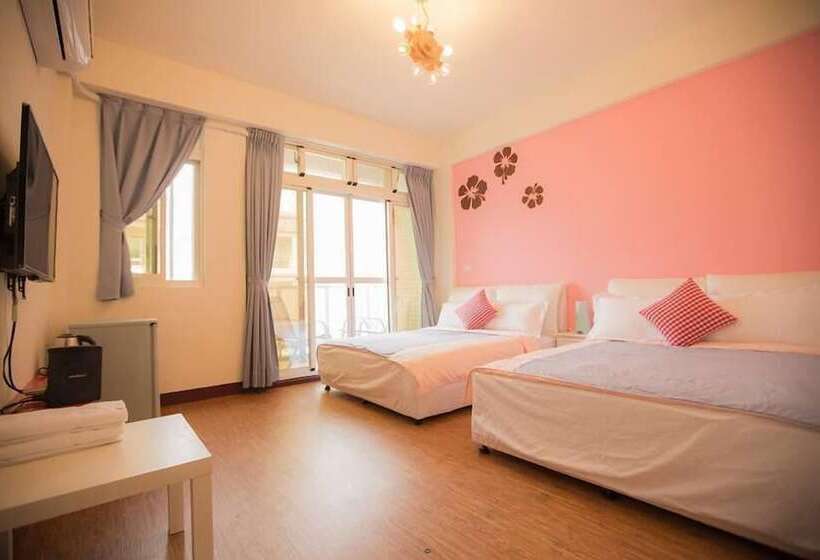 پانسیون Wind Travel