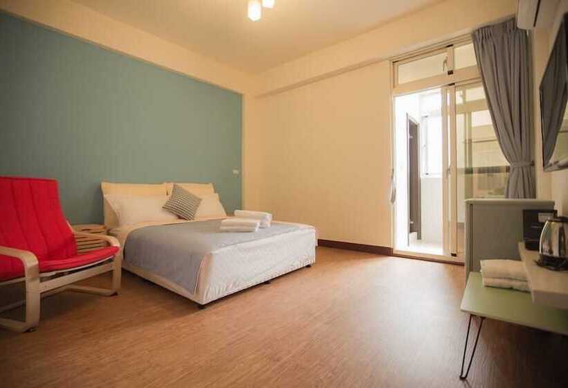 پانسیون Wind Travel