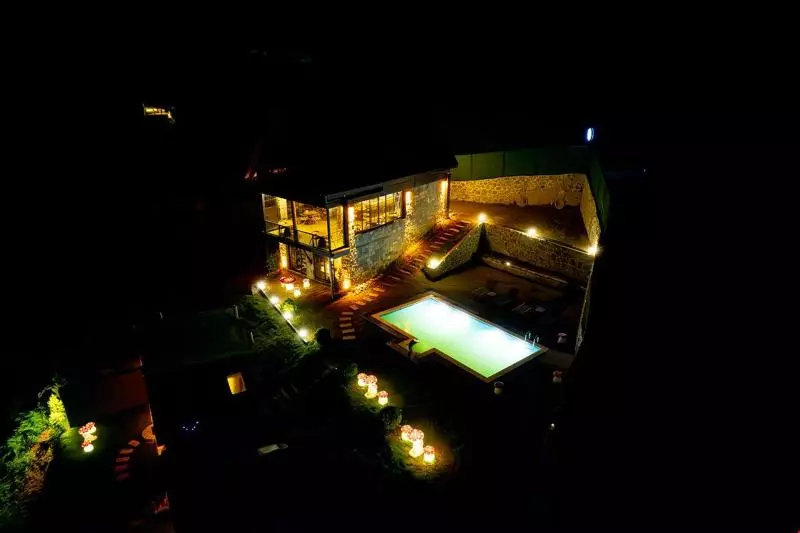 ホテル Hobbit Chalet