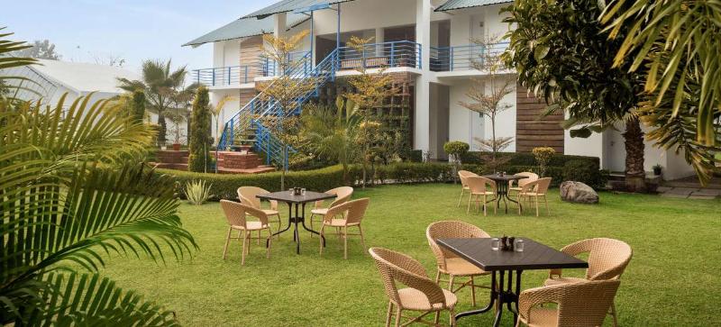 בית מלון כפרי Jüsta Lazy Haven Corbett