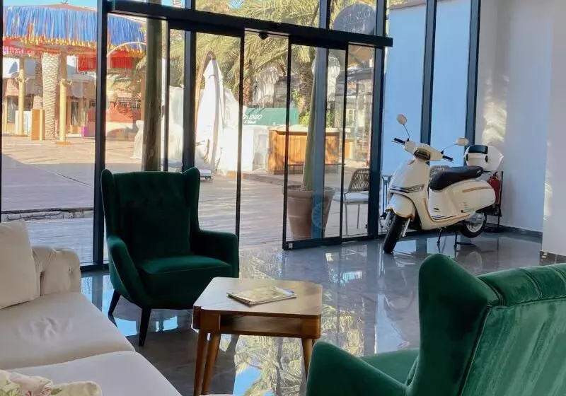 Hotelli Lal Azure Alaçati