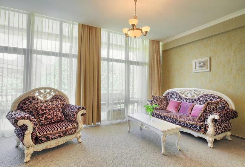 בית מלון כפרי Spa Plaza Essentuki