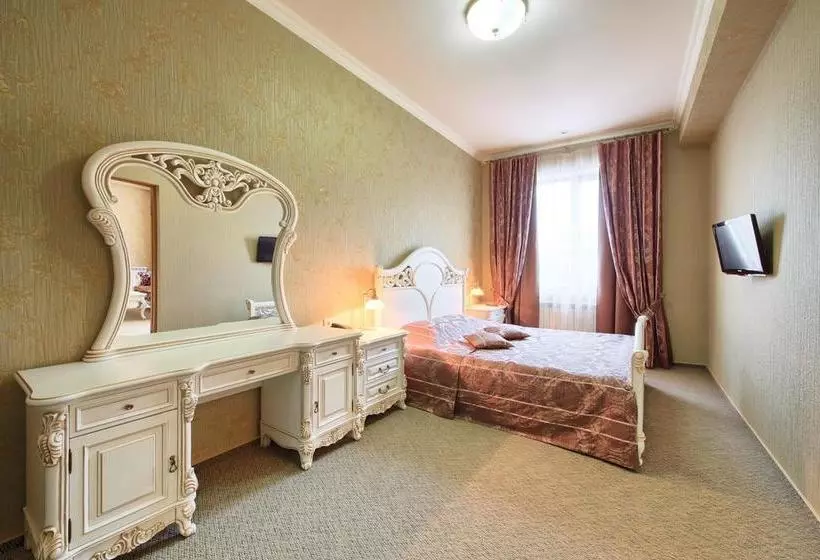 هتل Spa Plaza Essentuki