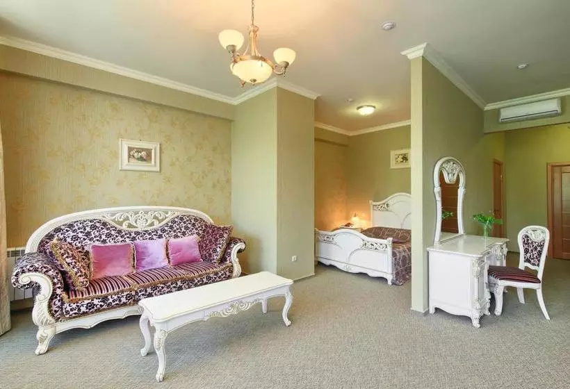 هتل Spa Plaza Essentuki