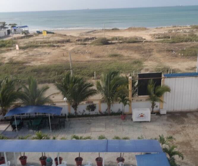 Hostal Palmeras Playa Milina