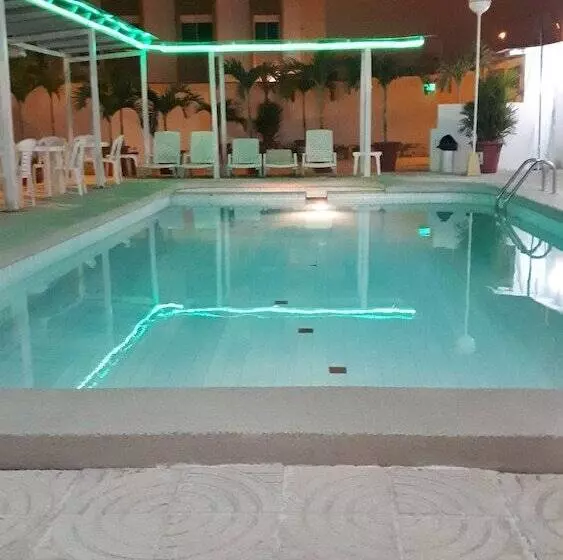 Hostal Palmeras Playa Milina