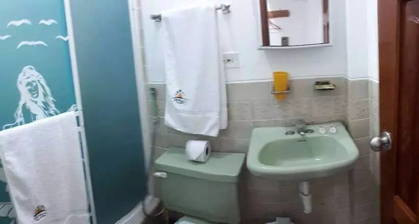 Hostal Palmeras Playa Milina