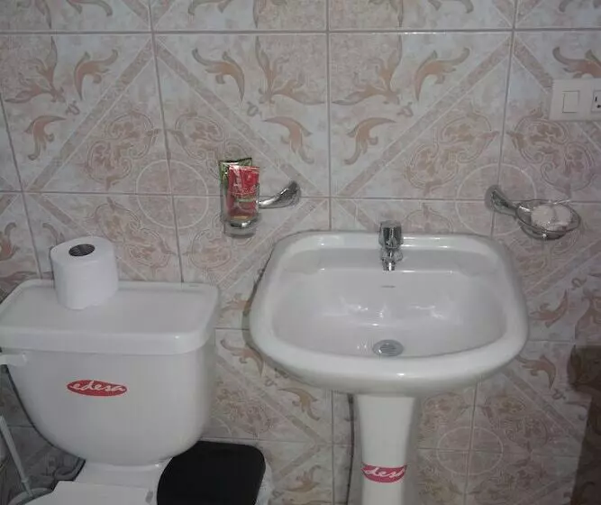 Hostal Palmeras Playa Milina