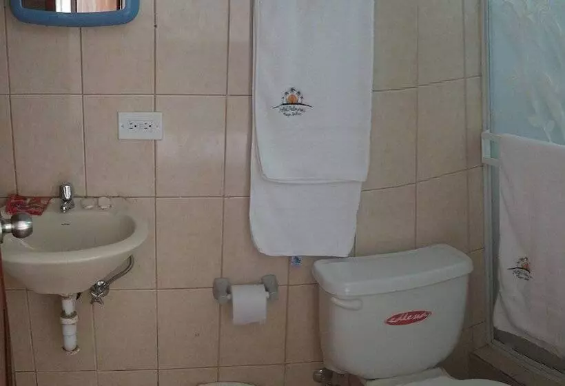Hostal Palmeras Playa Milina