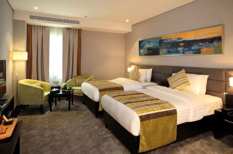 ホテル Best Western Plus Fursan