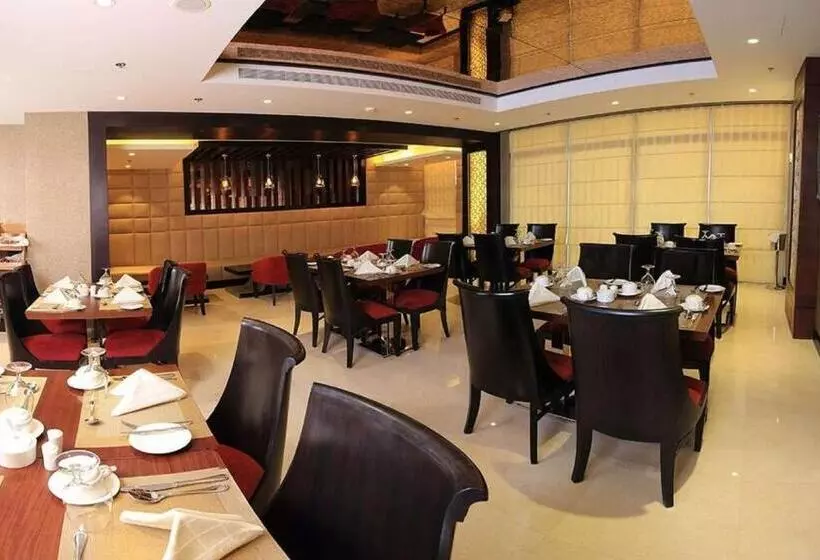 ホテル Best Western Plus Fursan