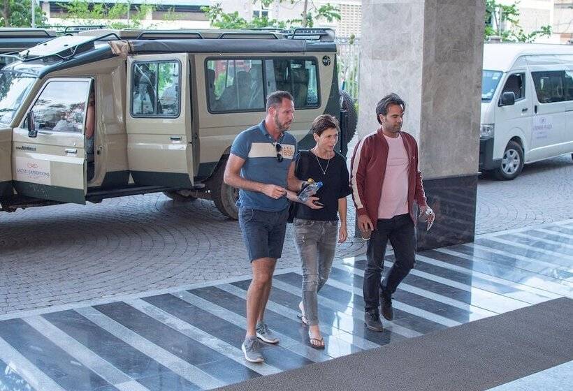 هتل Crowne Plaza Nairobi Airport, An Ihg