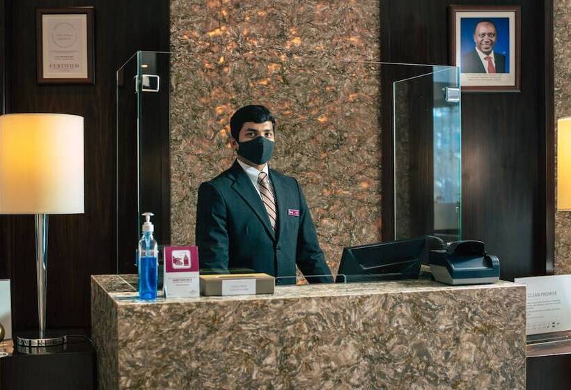 هتل Crowne Plaza Nairobi Airport, An Ihg