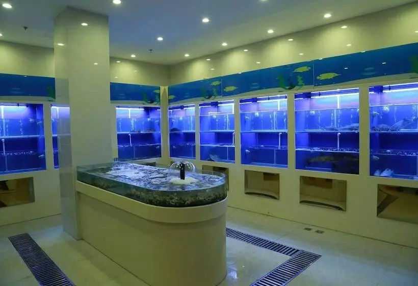 Hotelli Tianjin Huihao Business