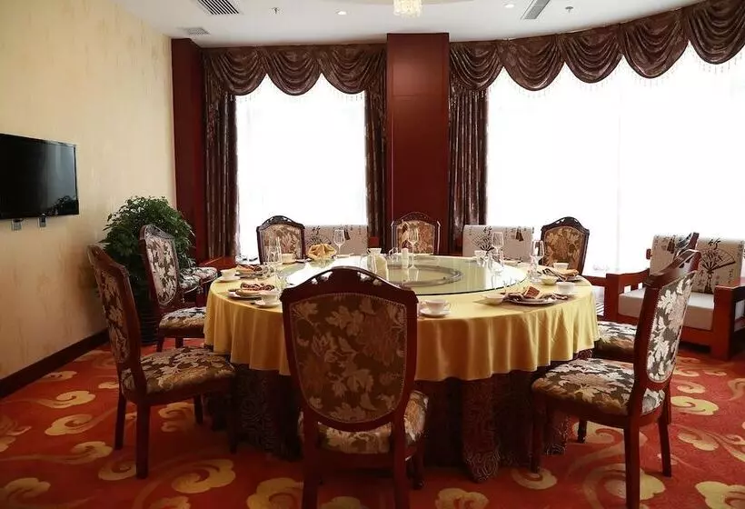 Hotelli Tianjin Huihao Business
