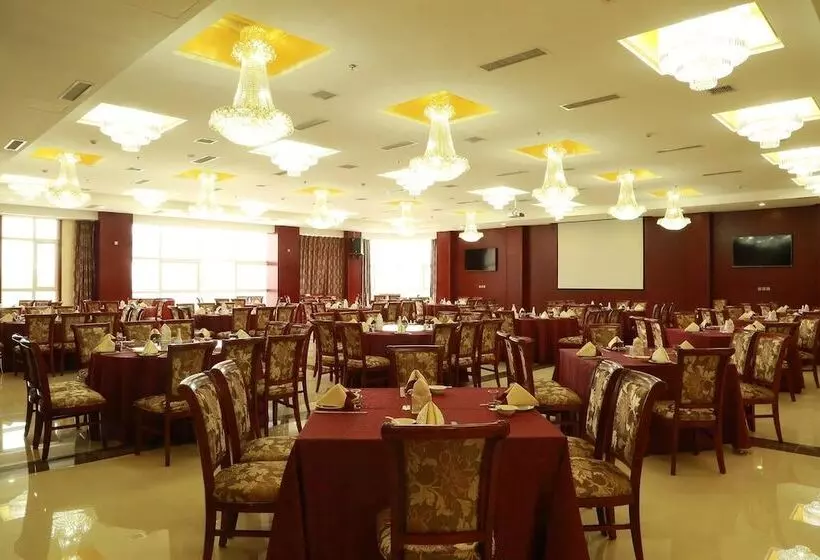 Hotelli Tianjin Huihao Business