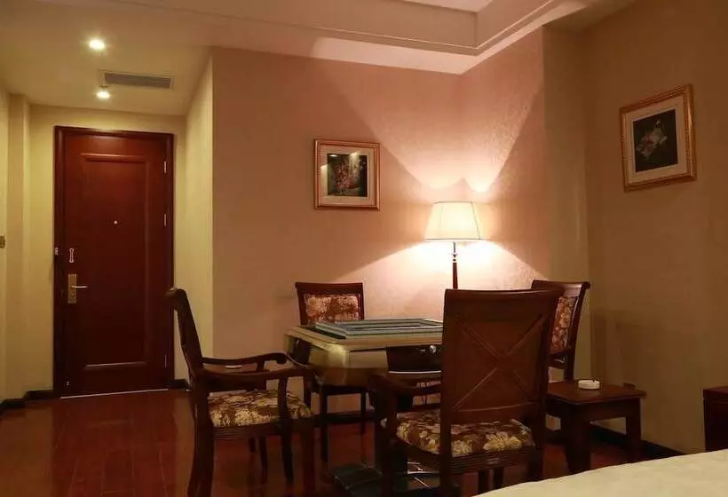 Hotelli Tianjin Huihao Business
