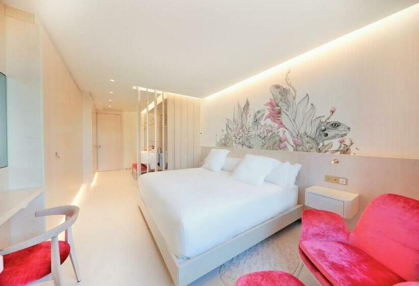 BLESS Hotel Barcelona