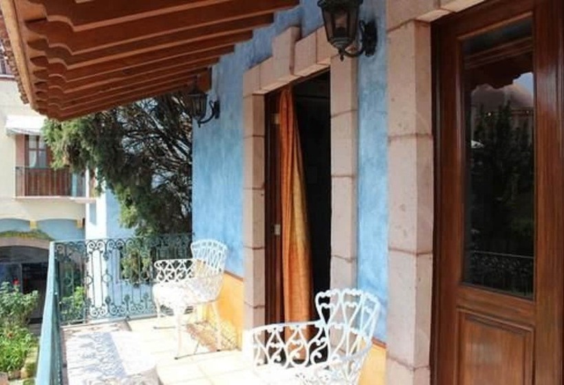 هتل La Plaza De Tequisquiapan