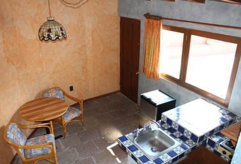 هتل La Plaza De Tequisquiapan