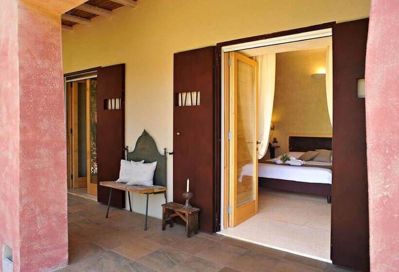 هتل Masseria Piccapicca