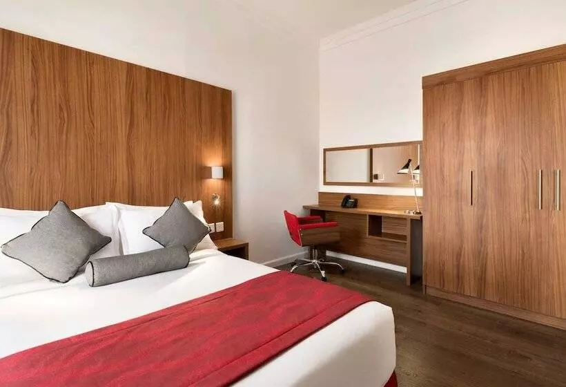 ホテル Ramada Encore Al Khobar Olaya