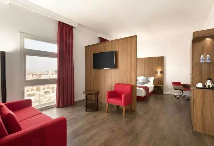 ホテル Ramada Encore Al Khobar Olaya