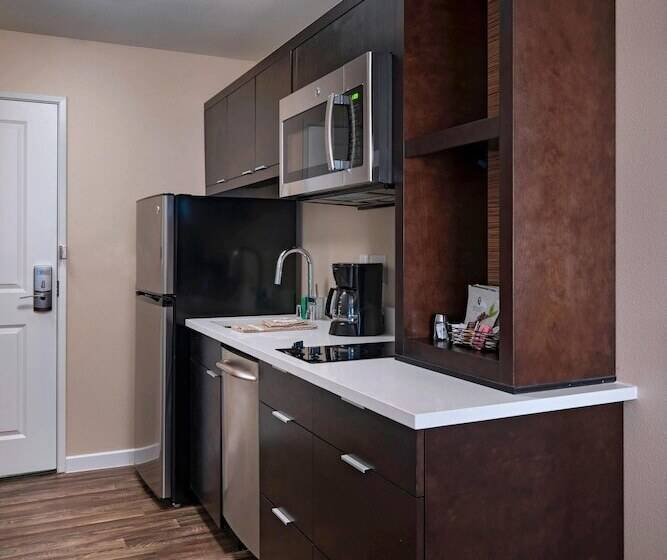 Отель Towneplace Suites By Marriott Tacoma Lakewood