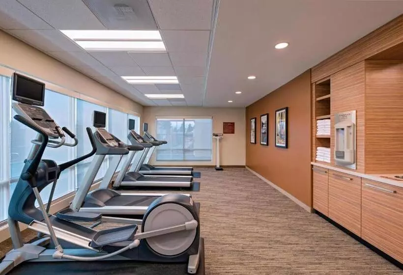 Hotelli Towneplace Suites By Marriott Tacoma Lakewood