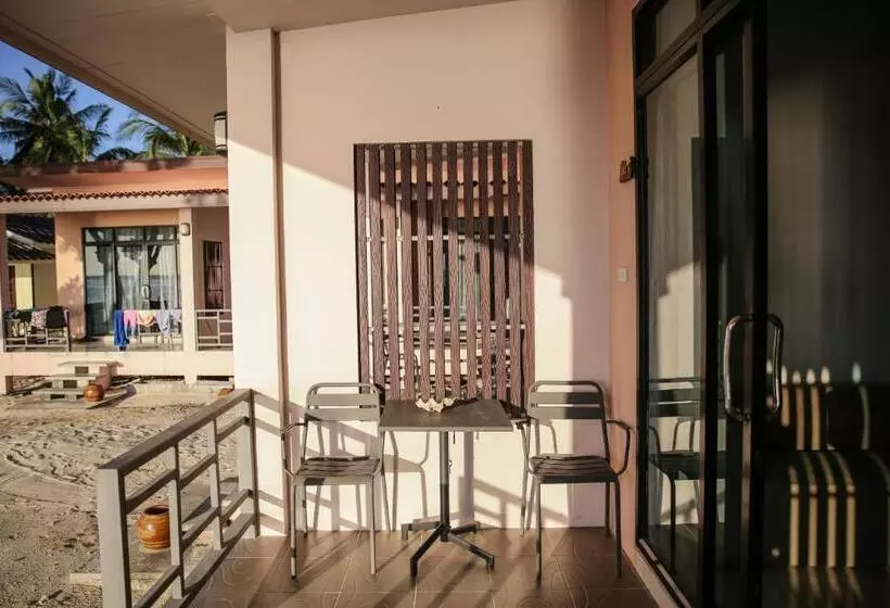 Laemson Resort