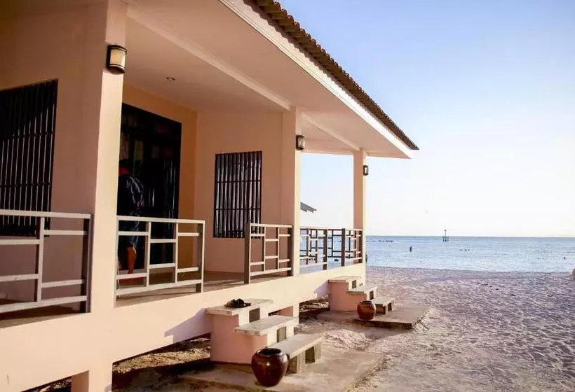 Laemson Resort
