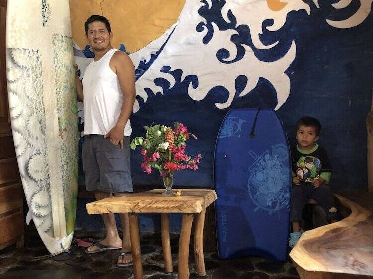 Hostel Hostal Rutamar