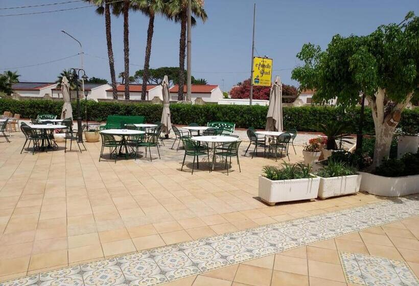 فندق Arenella Beach Rooms