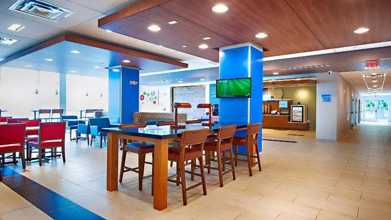 ホテル Holiday Inn Express & Suites Houston Sw   Galleria Area By Ihg