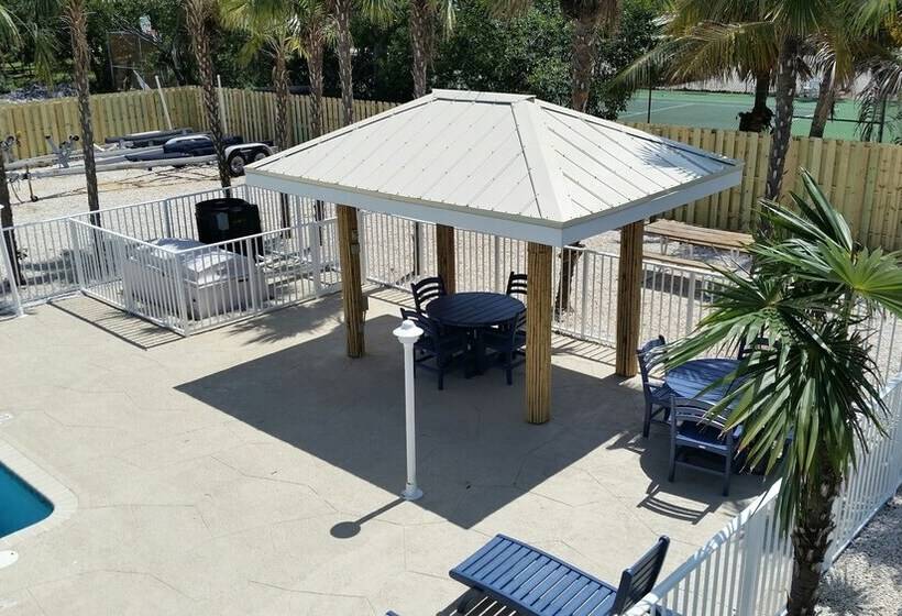 בית מלון כפרי Knight S Key Suites