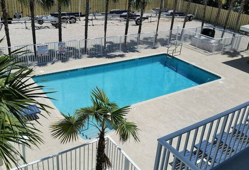 בית מלון כפרי Knight S Key Suites