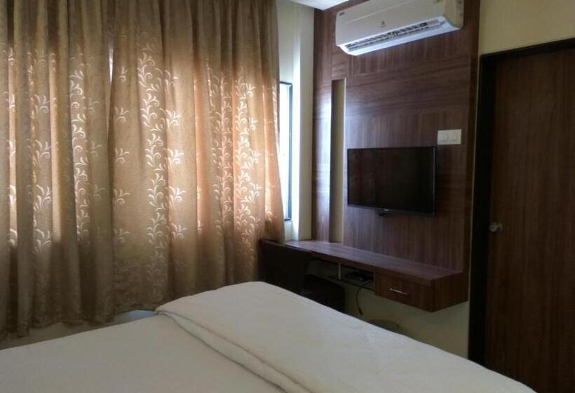 ホテル Manasi Pride