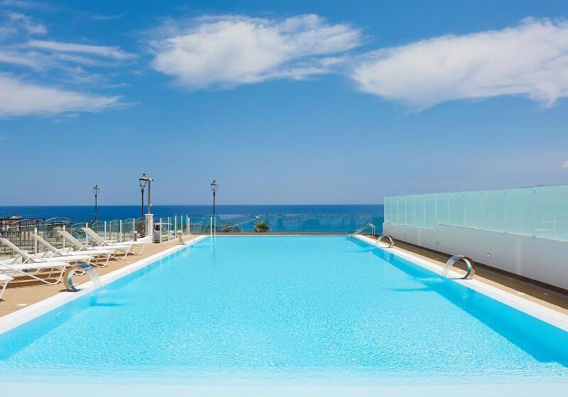 Marina Di Petrolo Hotel & Spa