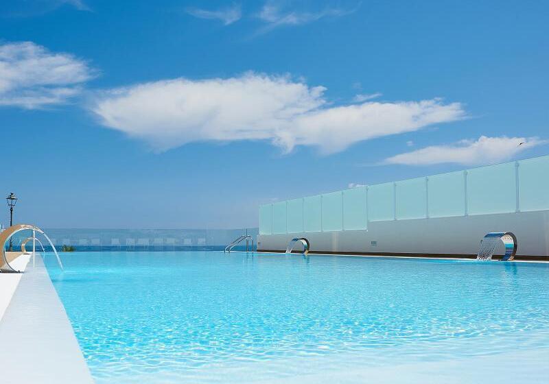 Marina Di Petrolo Hotel & Spa