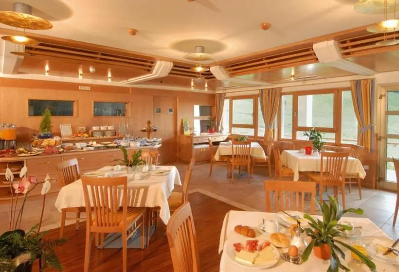 Hotelli Ortler