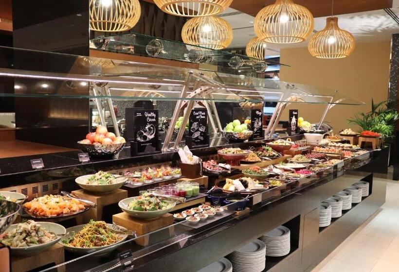 فندق Pearl Rotana Capital Centre