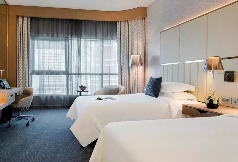 هتل Pearl Rotana Capital Centre