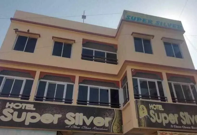 Hotel Samrat
