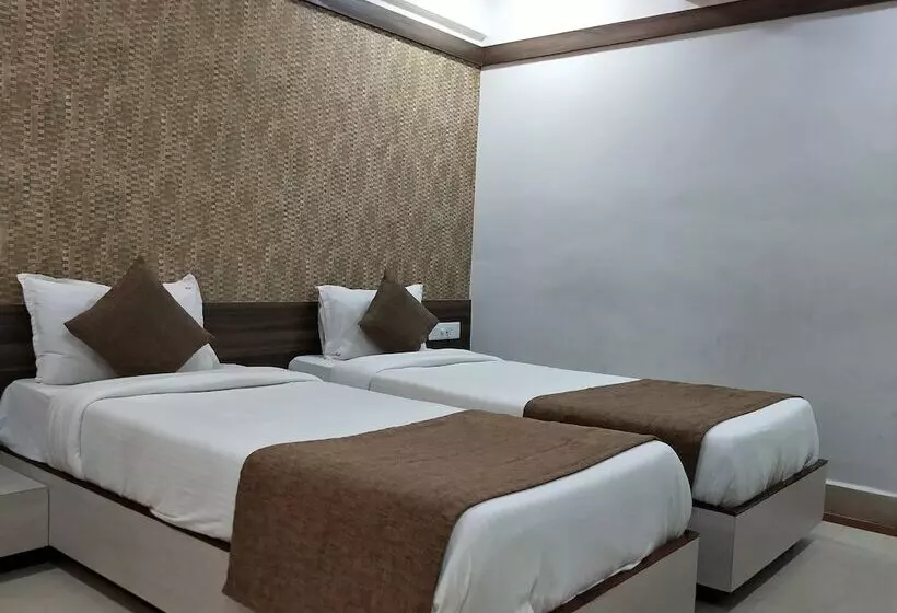 Hotel Samrat