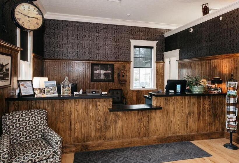 فندق The Railroad Inn