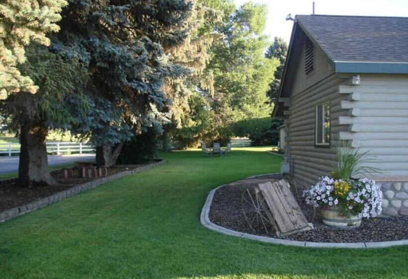 호텔 White River Inn